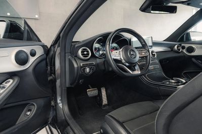 Mercedes Klasa C 300.9G-Tronic