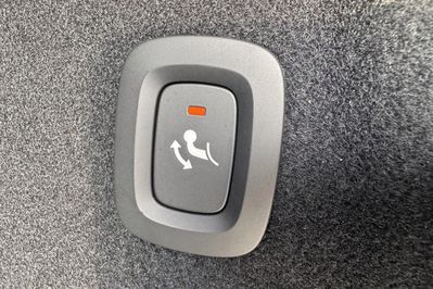 Volvo XC60 T6 Plug-In Hybrid AWD Ultra Dark