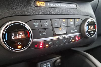 Ford Kuga 2.5 Fhev Awd Titanium x