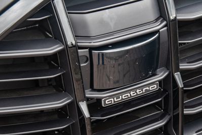 Audi Q7 50 TDI quattro S Line