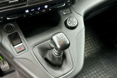 Peugeot Partner Van L2H1