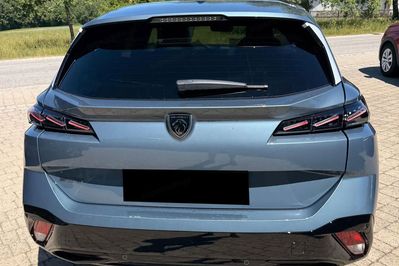 Peugeot 308 Allure EAT8 1.5 BlueHDi