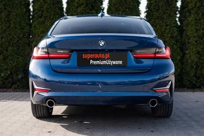 BMW Seria 3 320d xDrive Luxury Line