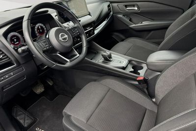 Nissan Qashqai 1.3 DIG-T  N-Connecta Xtronic