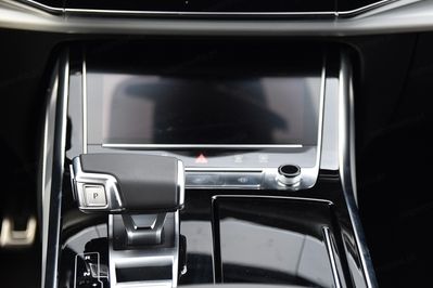 Audi Q7 50 TDI quattro S Line