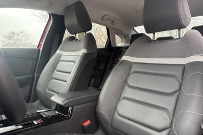 Citroen C4 X Shine 1.2 PureTech  S&S EAT8