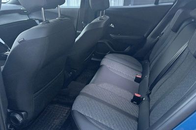 Peugeot 2008 1.2 PureTech  EAT8