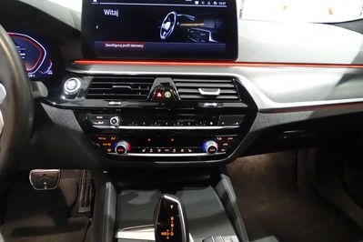 BMW Seria 5 520d xDrive M Sport