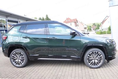 Jeep Compass Summit 1.5 T4 mHEV FWD DCT