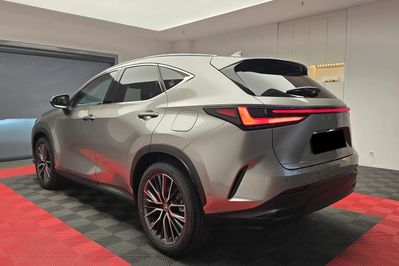 Lexus NX 450h+ Omotenashi AWD