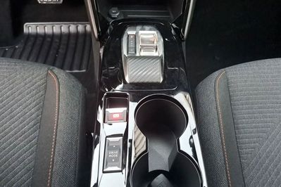 Peugeot 208 Business 1.2 mHEV e-DCS6