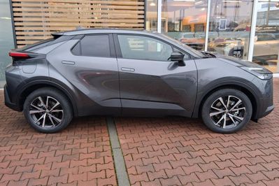 Toyota C-HR Style 2.0 Hybrid Dynamic Force Plug-in