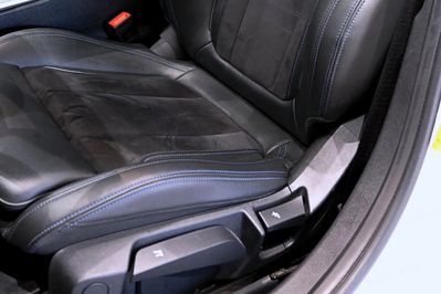 BMW Seria 3 330e M Sport