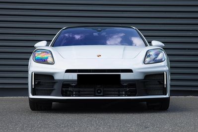 Porsche Panamera 4 E-Hybrid