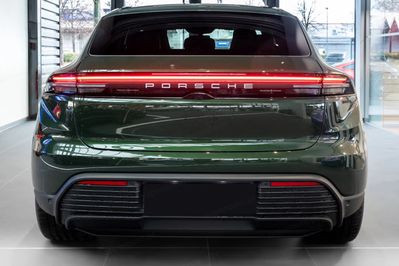 Porsche Macan 4