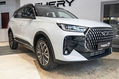 Chery Tiggo 7 Premium 1.5 T-GDI HEV DCT