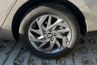 Hyundai Elantra Modern 1.6 CVT