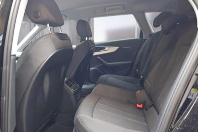 Audi A4 35 TDI mHEV Advanced S tronic