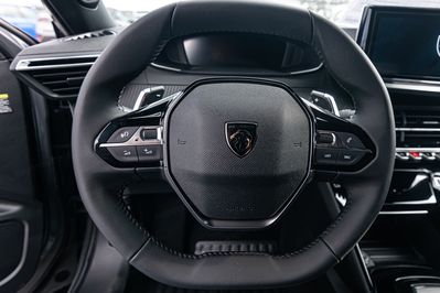 Peugeot 2008 Allure e-DCS 1.2 mHEV