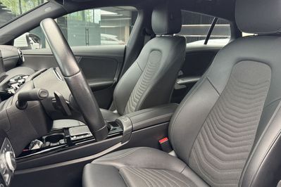 Mercedes CLA 180 d Progressive