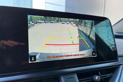 Lexus UX 300h F Sport Design