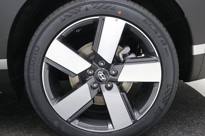 Hyundai Santa Fe 1.6 T-GDI HEV Platinum 4WD aut 7os.