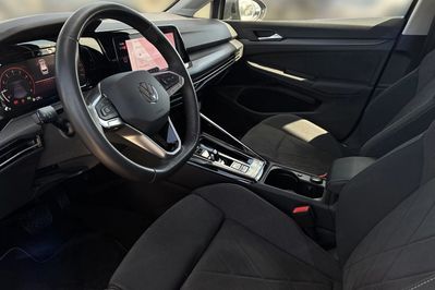 Volkswagen Golf VIII Style DSG