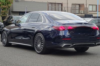 Mercedes E Klasa 220 d 4-Matic AMG