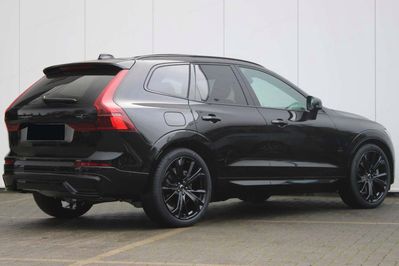 Volvo XC60 B5 AWD Ultra Black Edition