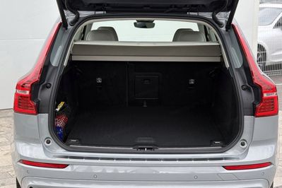 Volvo XC60 B4 D Plus Dark