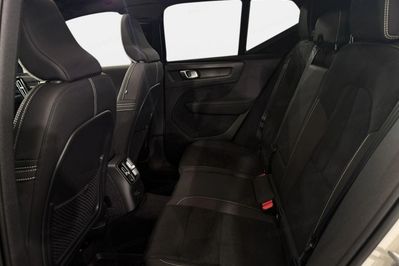 Volvo XC40 T5 Plug-In Hybrid Plus Dark