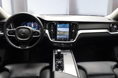Volvo V60 B3 B Plus Bright