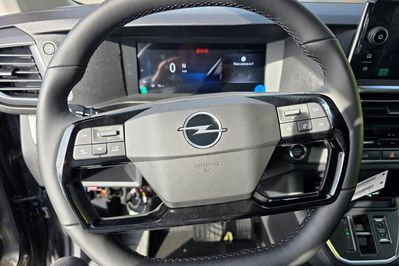 Opel Vivaro XL L2H1 EAT8