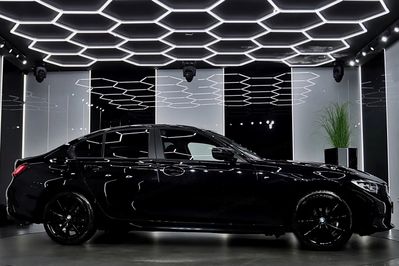 BMW Seria 3 318d M Sport aut