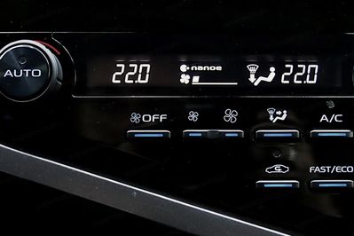 Toyota Camry 2.5 Hybrid Comfort CVT