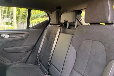 Volvo XC40 B4 Plus Dark