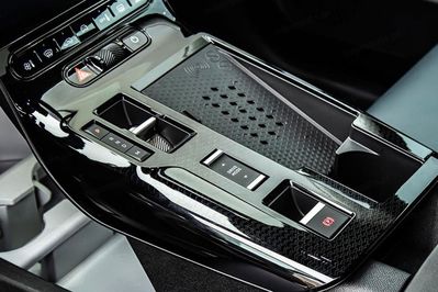 Citroen C5 Aircross Plus eDCT6 1.2 mHEV