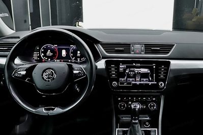 Skoda Superb 2.0 TDI SCR Ambition DSG