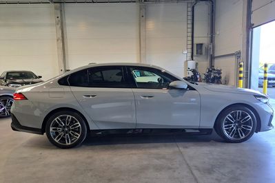 BMW Seria 5 530e Xdrive M Sport
