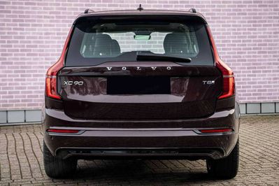 Volvo XC90 T8 AWD Plug-In Hybrid Ultra Dark
