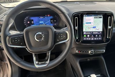Volvo XC40 B4 AWD Plus Bright