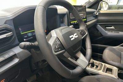 Dacia Bigster Expression 1.8 Full Hybrid