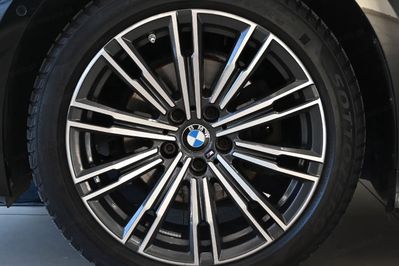 BMW Seria 3 320d xDrive Luxury Line aut