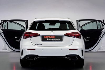 Mercedes Klasa A 250 e AMG Line