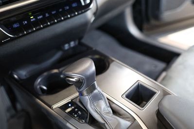 Lexus UX 200 Elegance 2WD