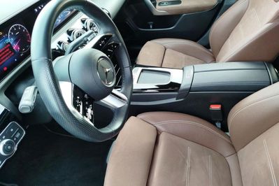 Mercedes CLA 200 mHEV AMG Line 7G-DCT