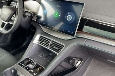 BYD Seal U DM-i  Design AWD