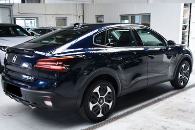 Citroen C4 X Plus eDCT6 1.2 mHEV