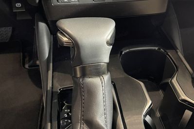 Lexus ES 300h Business Edition 2.5 E-CVT