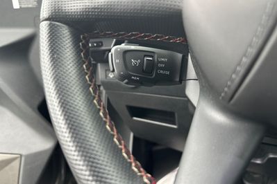 DS DS 7 Performance Line+ 1.6 E-Tense PHEV EAT